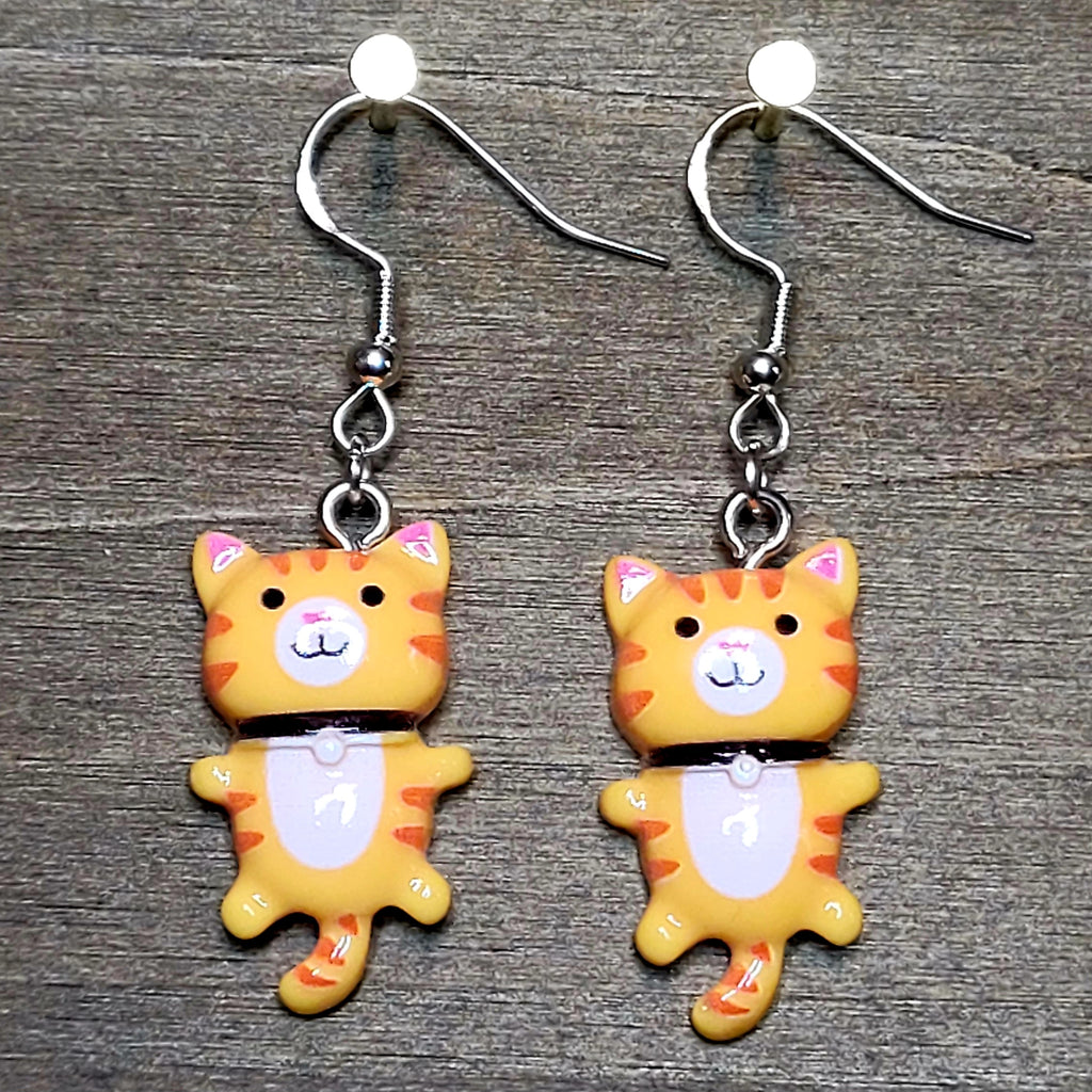 Orange Kitty 😺 Earrings