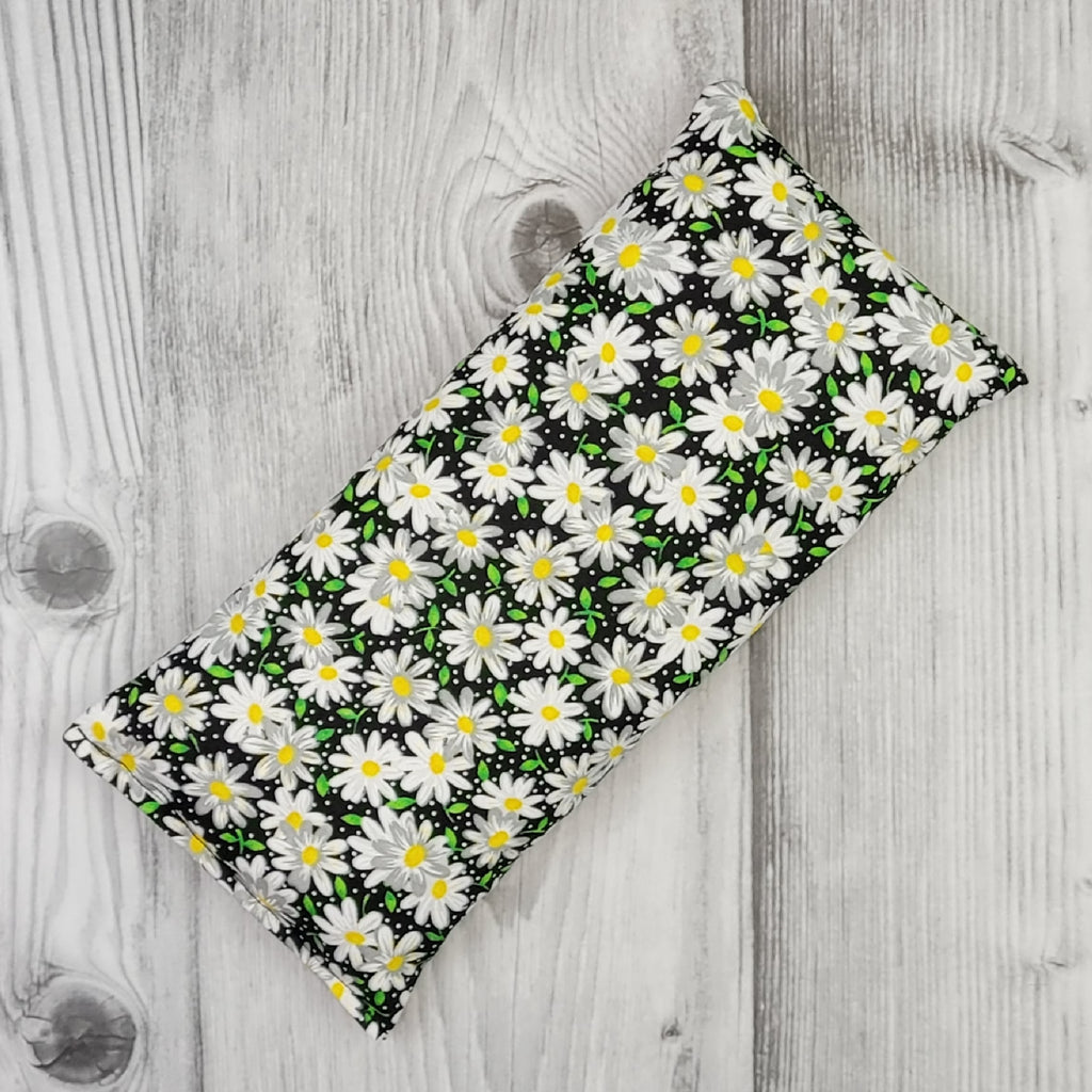 Cherry Pit Heating Pad - Packed Daisy on Black - Cherry Pit Crafts