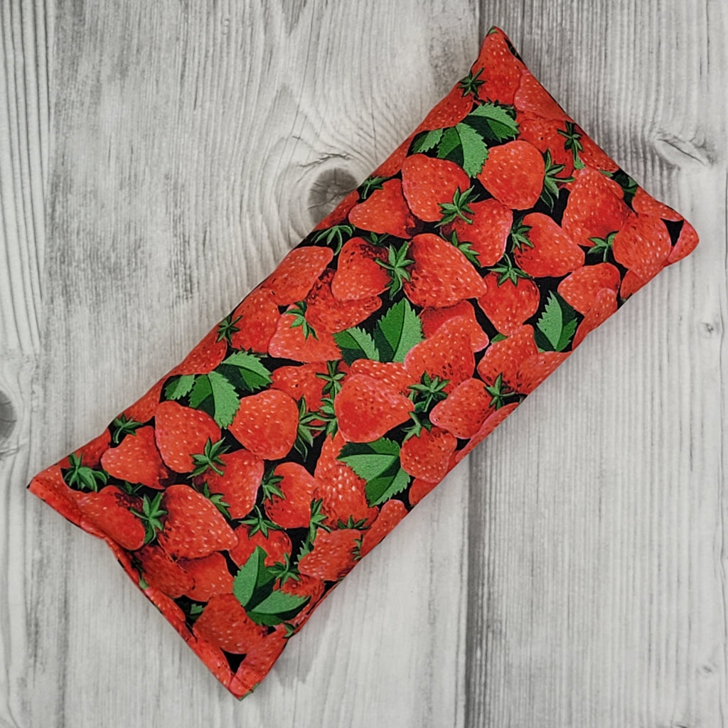 Cherry Pit Heating Pad - Picked Strawberries On Black - Cherry Pit Crafts